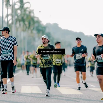 Runner Photo 6578599