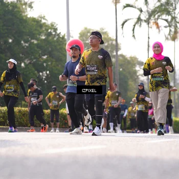 Runner Photo 6578759