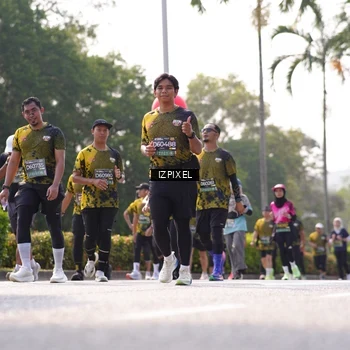 Runner Photo 6578888