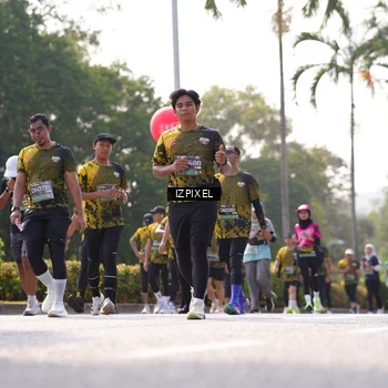 Runner Photo 6578921