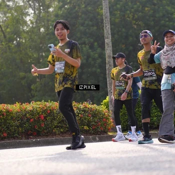 Runner Photo 6579024
