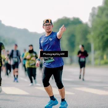 Runner Photo 6579135