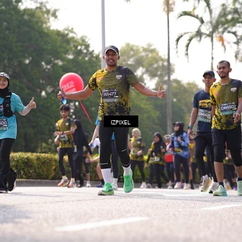 Runner Photo 6579195