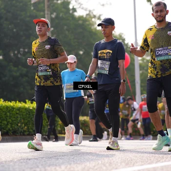 Runner Photo 6579207