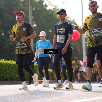 Runner Photo 6579239