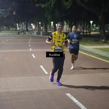 Runner Photo 6579363