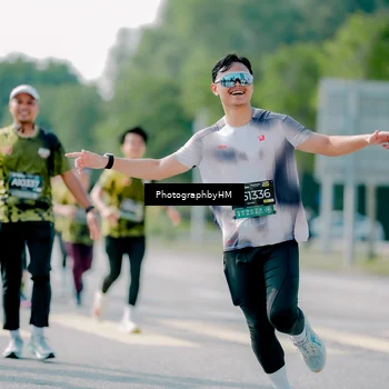 Runner Photo 6579772