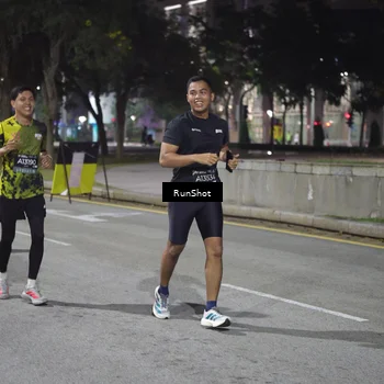 Runner Photo 6579799