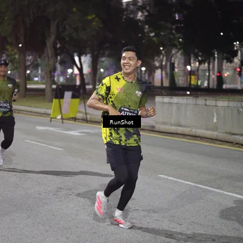 Runner Photo 6579857