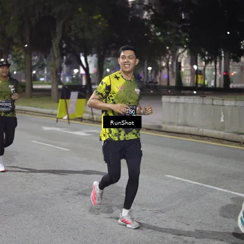 Runner Photo 6579878
