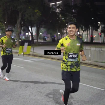 Runner Photo 6579892