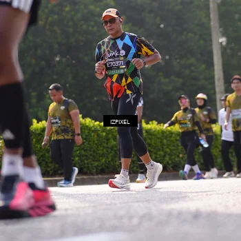 Runner Photo 6579992