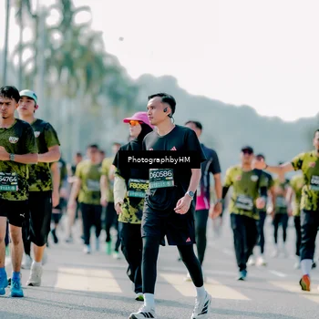 Runner Photo 6579998