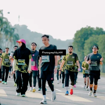 Runner Photo 6580005