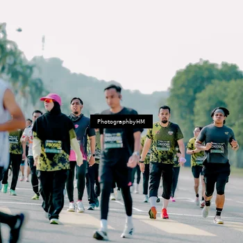 Runner Photo 6580011