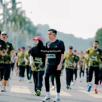 Runner Photo 6580020