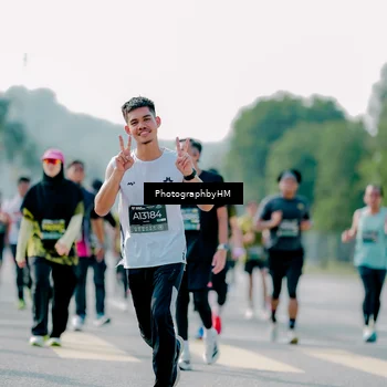 Runner Photo 6580034