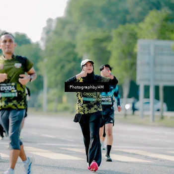 Runner Photo 6580392