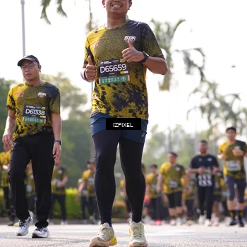 Runner Photo 6580715