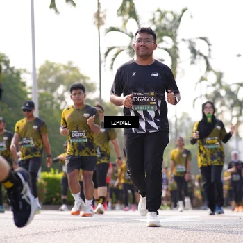 Runner Photo 6580808