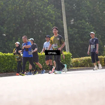 Runner Photo 6581244