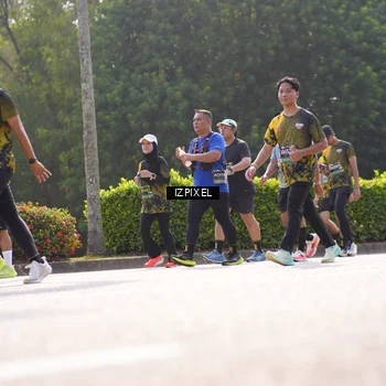 Runner Photo 6581330
