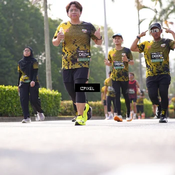 Runner Photo 6582140