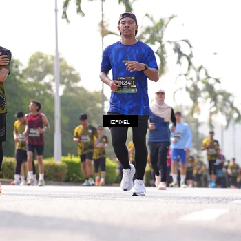 Runner Photo 6582194