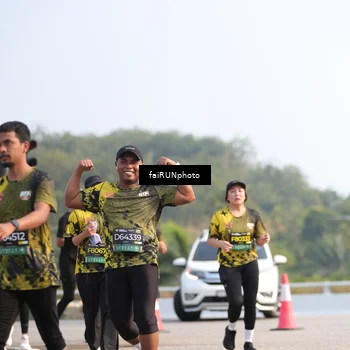 Runner Photo 6582211