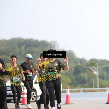 Runner Photo 6582212