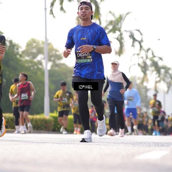 Runner Photo 6582220