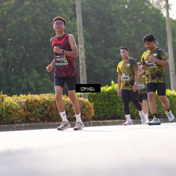 Runner Photo 6582289