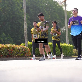 Runner Photo 6582317