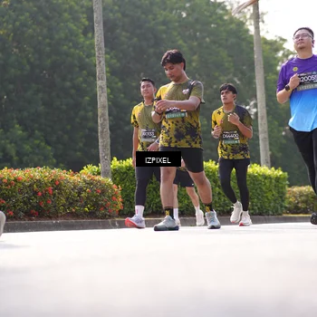 Runner Photo 6582357