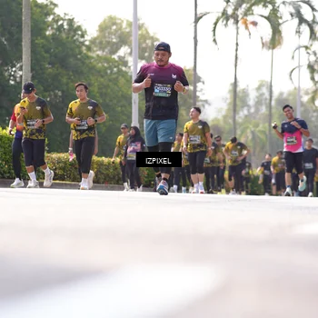 Runner Photo 6582494
