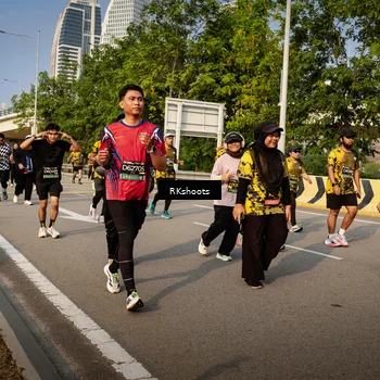 Runner Photo 6582525