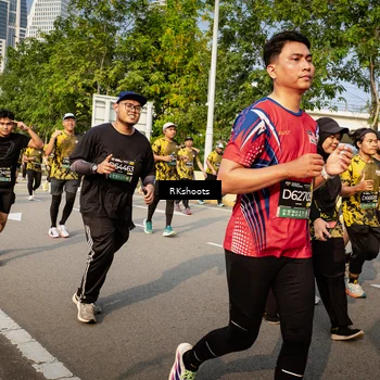 Runner Photo 6582559