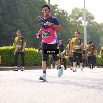 Runner Photo 6582565
