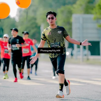 Runner Photo 6582632
