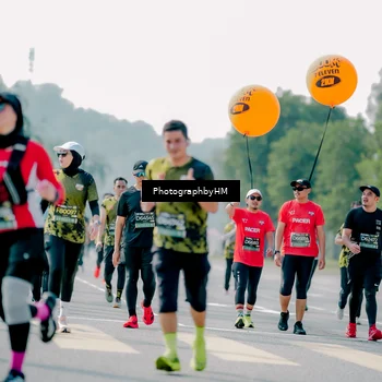 Runner Photo 6582751