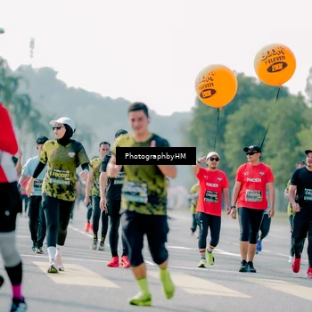Runner Photo 6582775