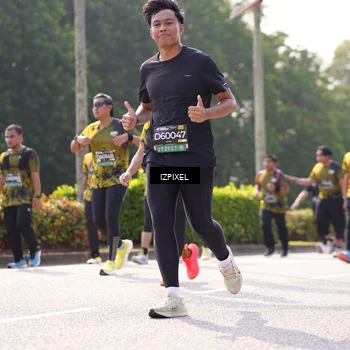Runner Photo 6582830