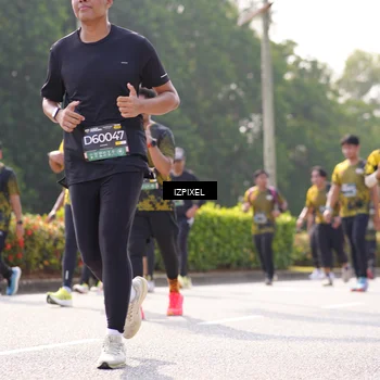 Runner Photo 6582881