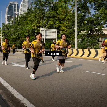 Runner Photo 6583054