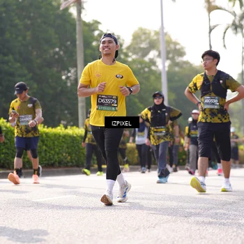 Runner Photo 6583135