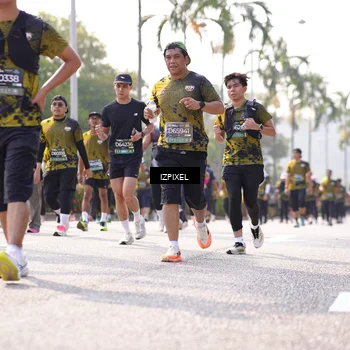 Runner Photo 6583214