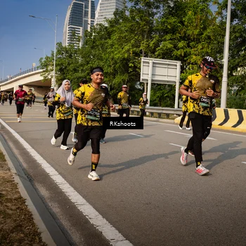 Runner Photo 6583359