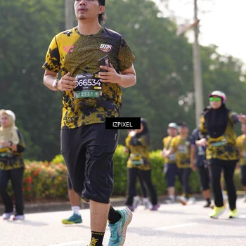 Runner Photo 6583472