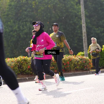 Runner Photo 6583504