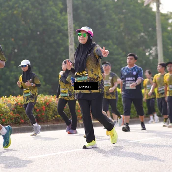 Runner Photo 6583541